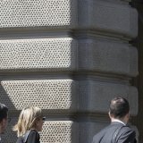 Entre mars 2021 et février 2023, 6,8 milliards de dollars ont été remboursés, rappelle l'établissement. Il a récupéré 7,4 milliards de dollars, soit 74% des fonds sous gestion au moment de leur suspension. (KEYSTONE/Gaetan Bally)